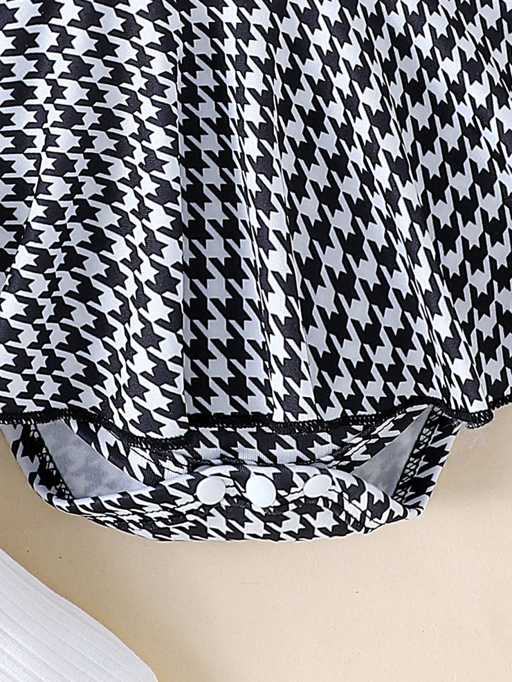 2PCS In Autumn, Baby Girls Aged 0-1 Years Old Have Comfortable Sweet And Cute Black Top + Houndstooth Skirt + Hair Band